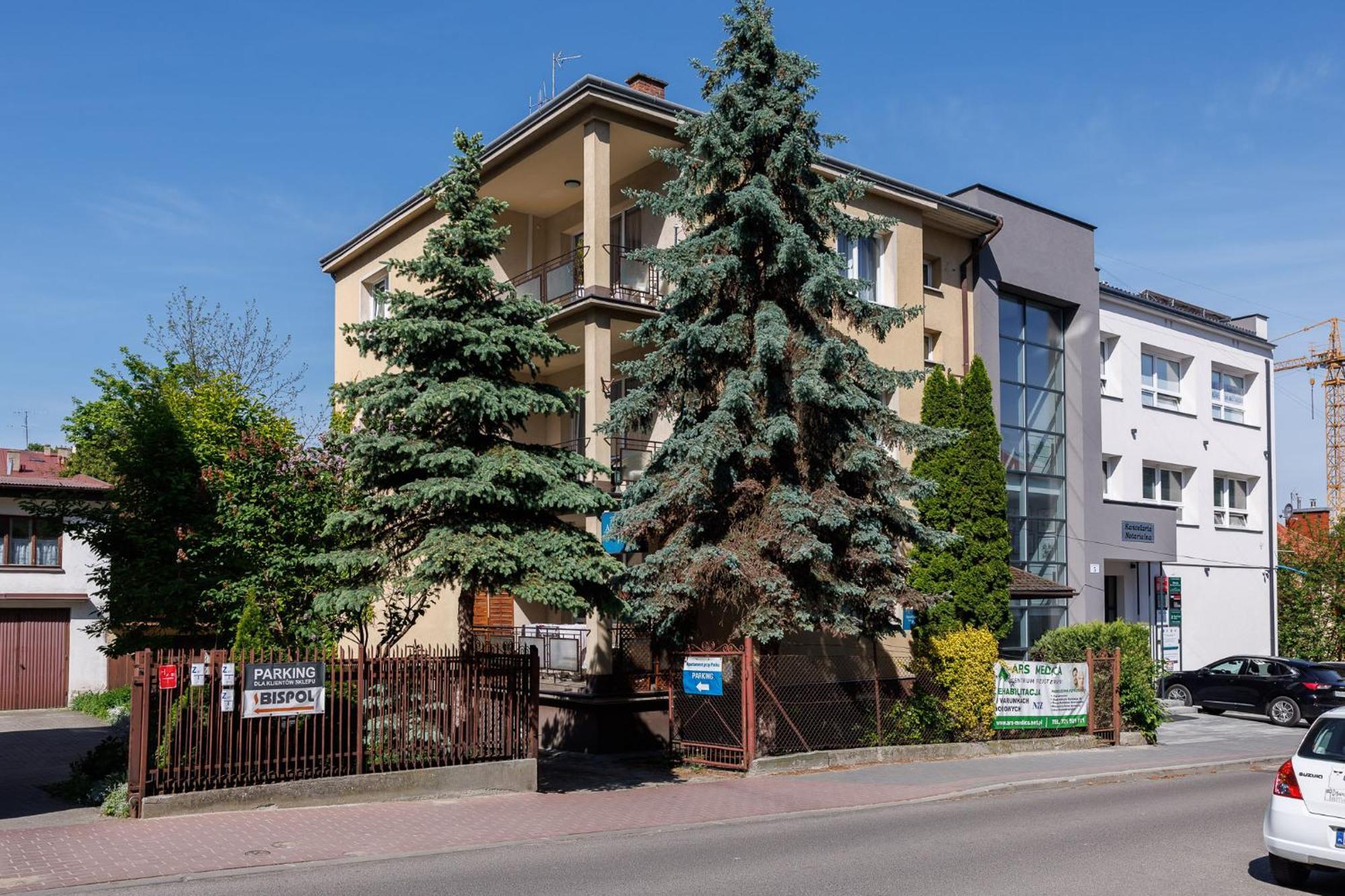 Apartamenty Przy Parku Lancut Luaran gambar
